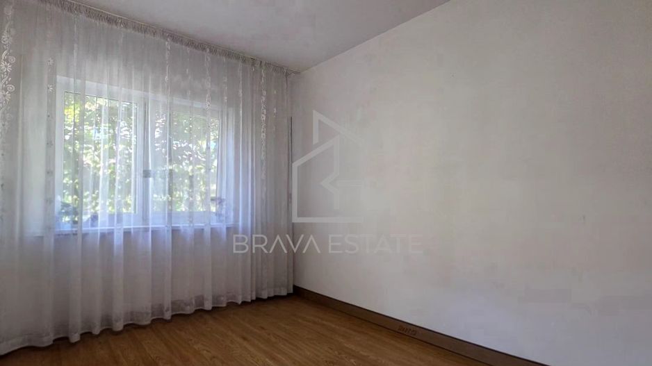 Apartament decomandat cu 4 camere în Plopilor, finisat modern - Poză 14