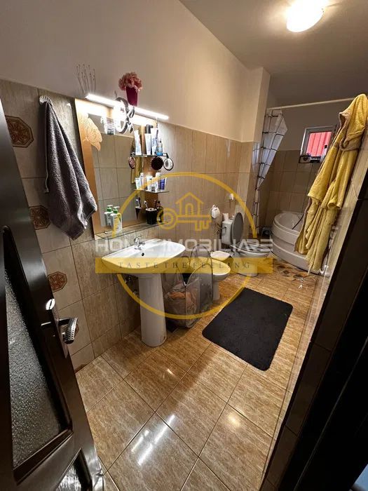 Etaj 1 Apartament 2 Camere Mobilat Bloc Nou Cug-Nicolina - Poză 6