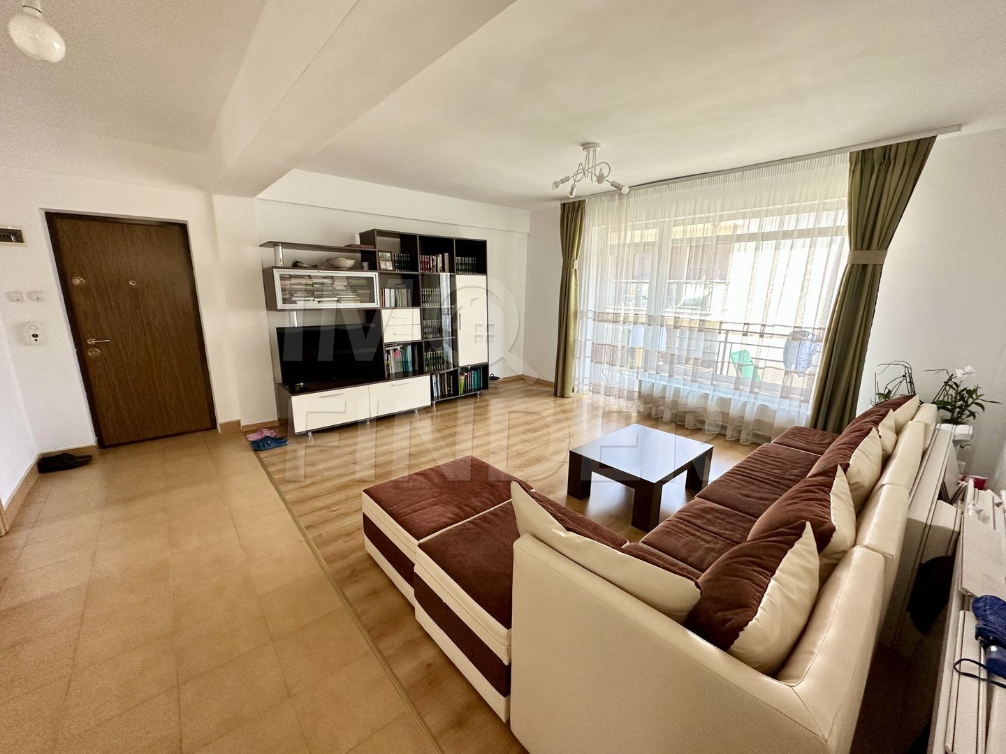 Vânzare 3 camere Buna Ziua, 84 mp, zona BT, garaj, 3 balcoane - Poză 1