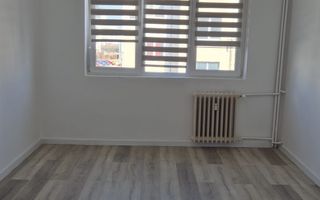 GARSONIERA  LIBERA  ETAJ 2 DIN 3  BAZA 3 - Poză 4