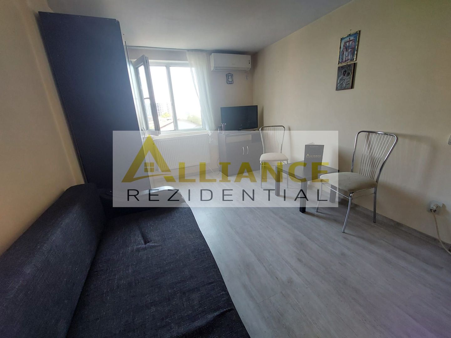 Apartament 2 camere + mansardă | Strada Poștalionului | Sector 4 - Poză 2
