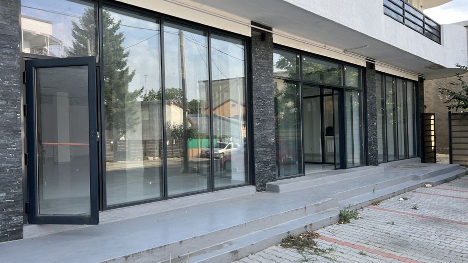 Spatiu comercial mare - Crangasi (aproape de piata, metrou) - Poză 2