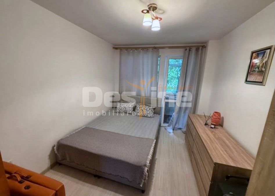 Apartament de vânzare de 2 camere - GARĂ - Poză 2