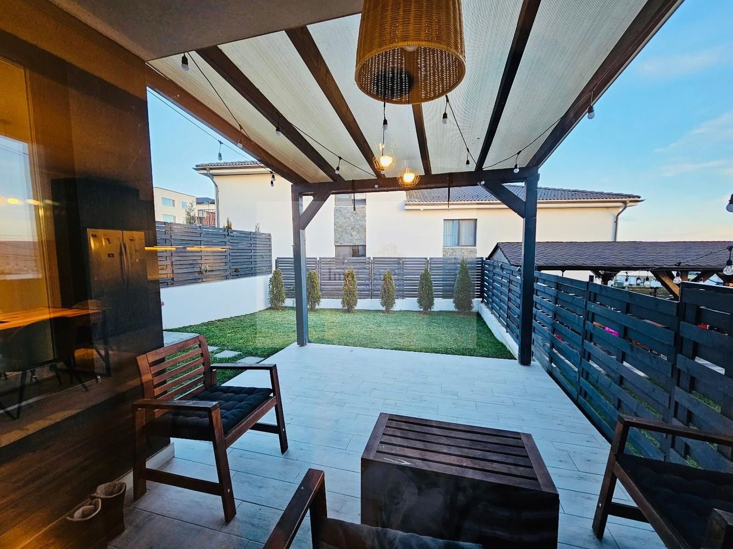 Casă spațioasă cu 4 camere și curte proprie – ideală pentru familie - Poză 19