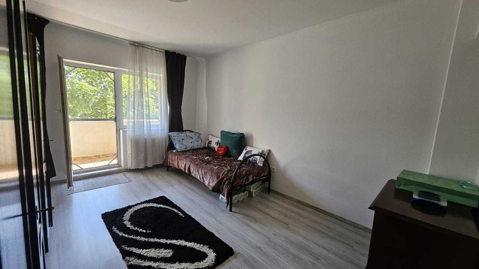APARTAMENT 5 CAMERE 120000 euro negociabil - Poză 7