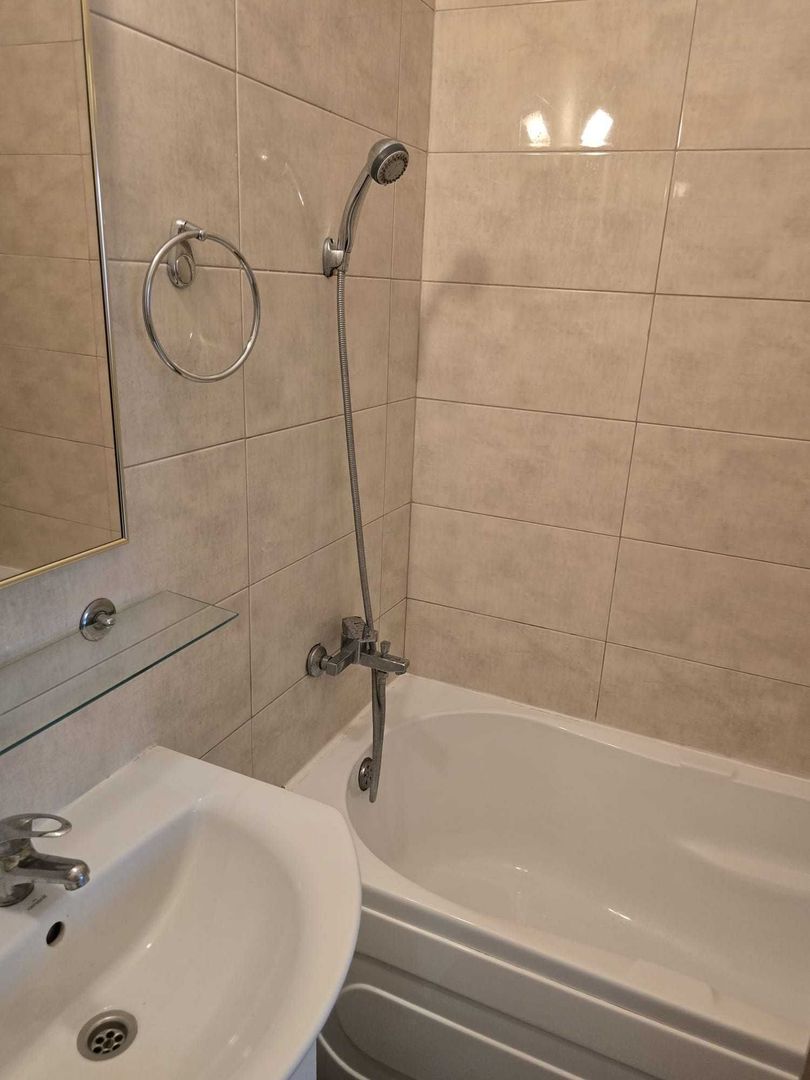 Apartament 2 camere decomandat + parcare, 10 minute metrou - Poză 8