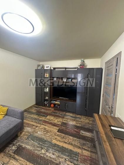 2 camere decomandat, etaj 4 ,  Dâmbovița centrala proprie - Poză 3