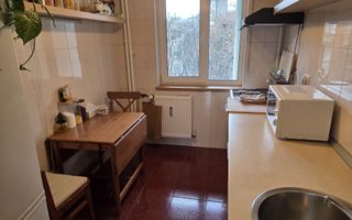 De vanzare apartament 3 camere Drumul Taberei - Poză 9