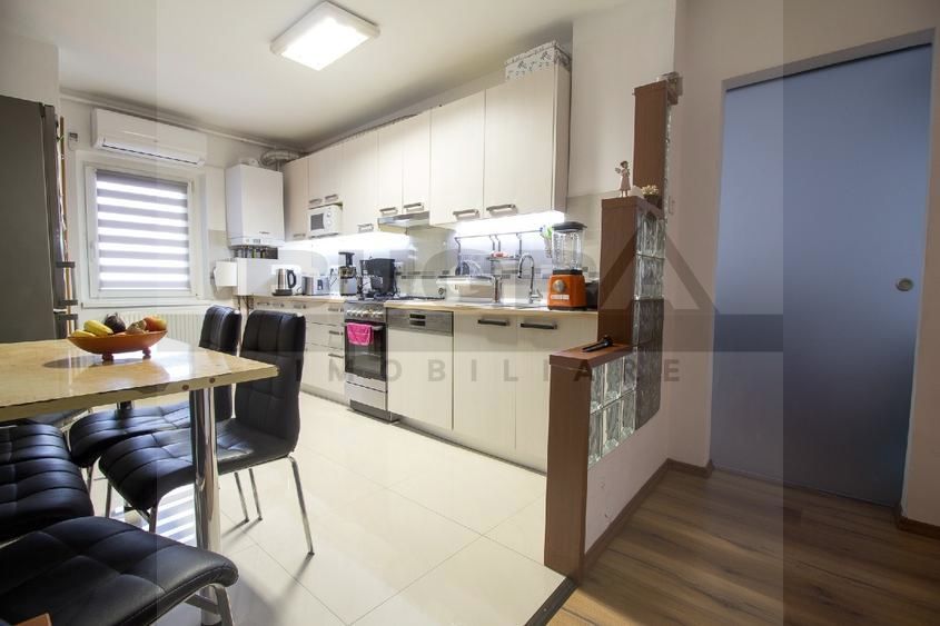 Apartament de 3 camere, decomandat, 2 parcarii, zona Minerva - Poză 6