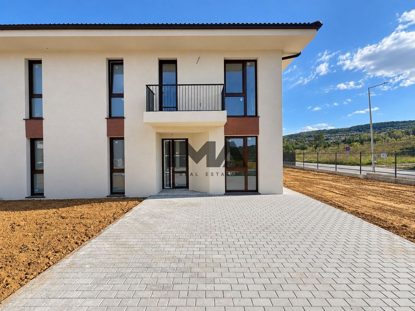 Duplex nou | 120 mp utili | Teren 340 mp | Chinteni - Poză 2