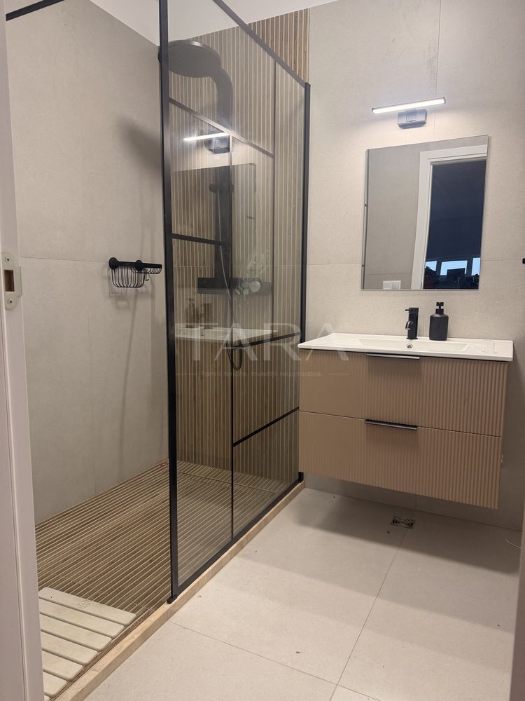 Apartament 2 camere decomandate, zona Vivo - Poză 3