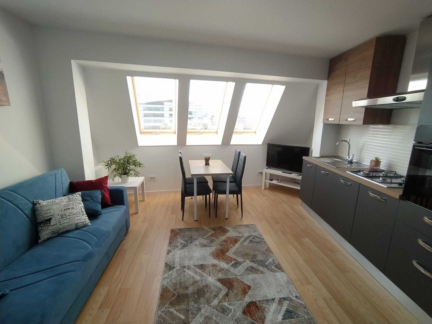 Inchiriere apt 2 camere Tei - Poză 6