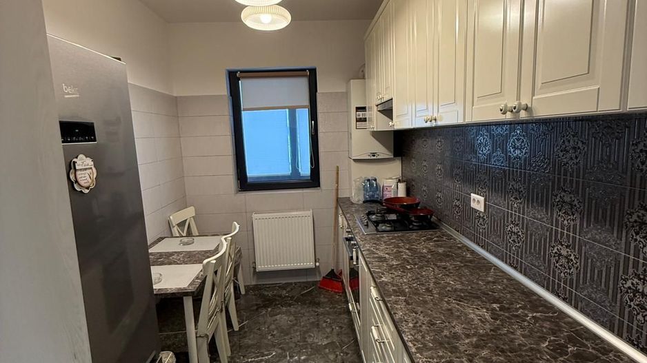 AP. 3 CAMERE SEMIMOBILAT, MUTARE IMEDIATA, PARCARE INCLUSA,COMISION 0% - Poză 3