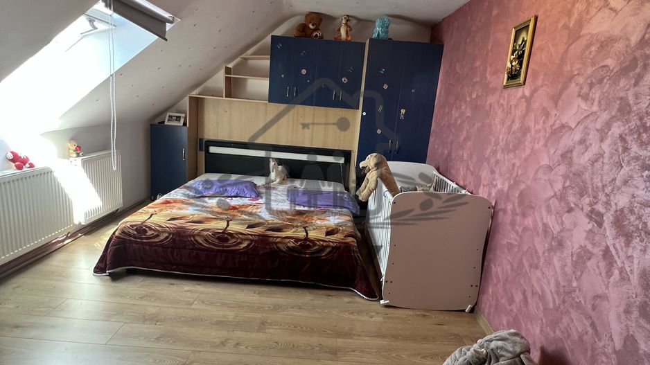 De vanzare- Apartament 3 camere str Luptei - Poză 13