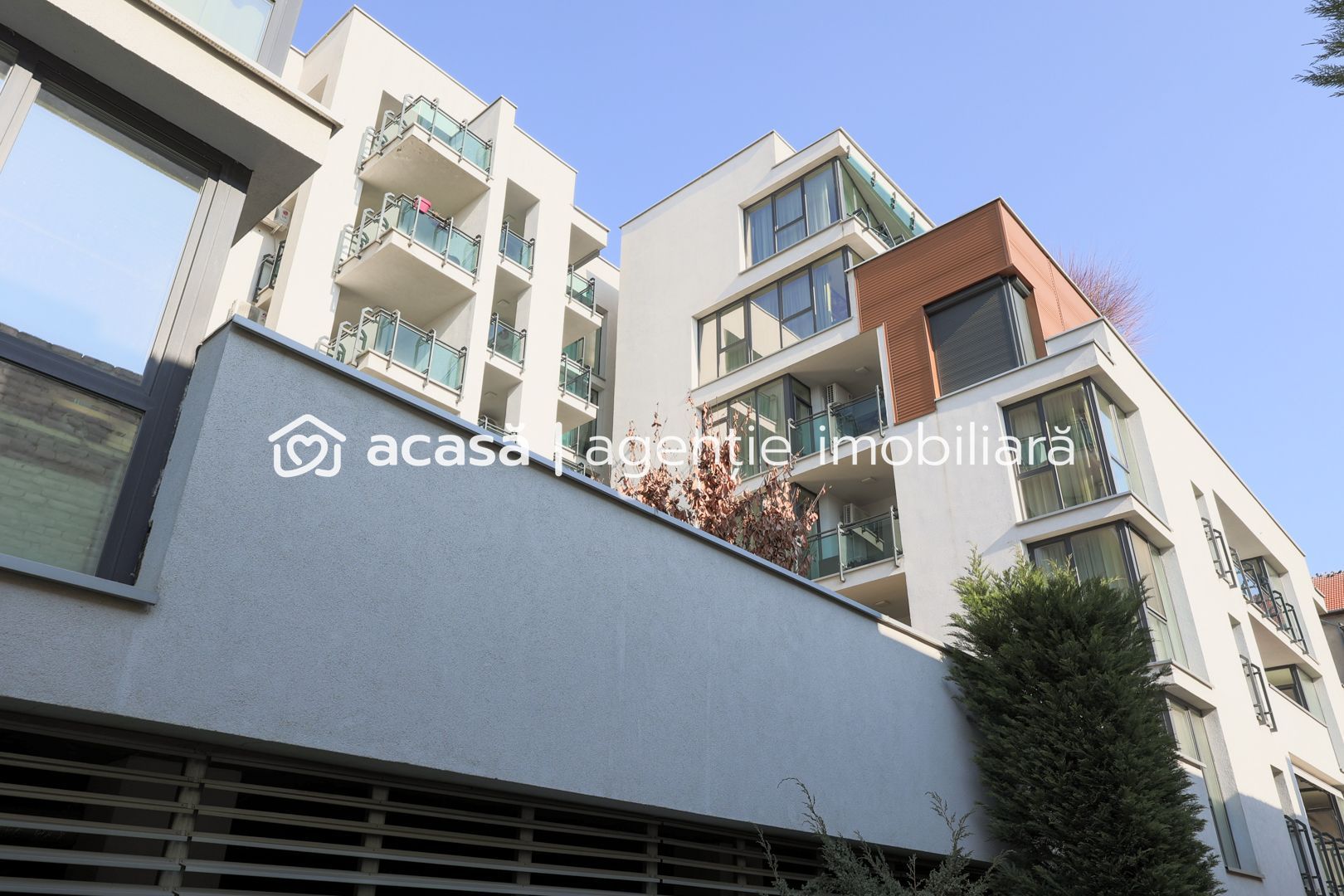 Locație exclusivistă! Apartament modern în Arad Plaza. - Poză 1