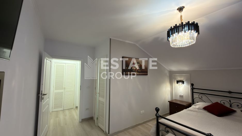 Casa individuala cu 5 camere in Dumbravita - Poză 9