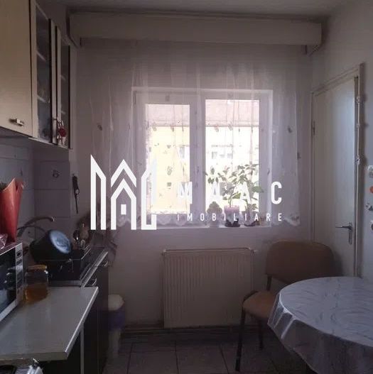 Apartament 3 camere | Balcon | Pivnita | 70MP | Vasile Aaron - Poză 1