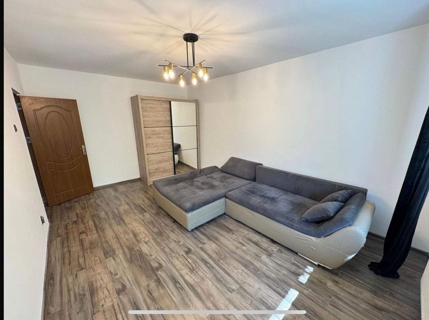 3 Camere Dristor Cu Parcare - Poză 1