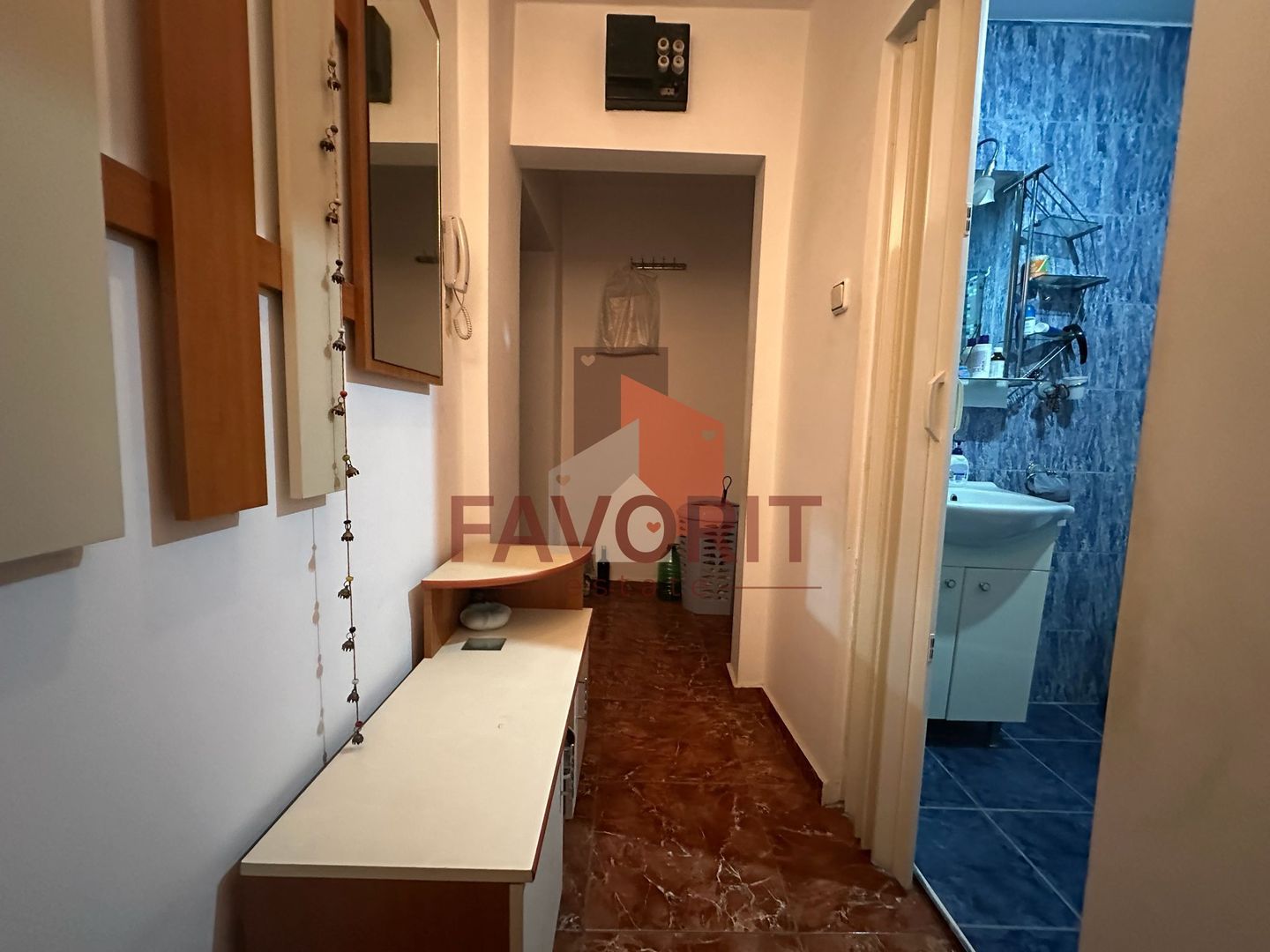 3 camere | etaj 1 | mobilat si utilat | zona excelenta | - Poză 7