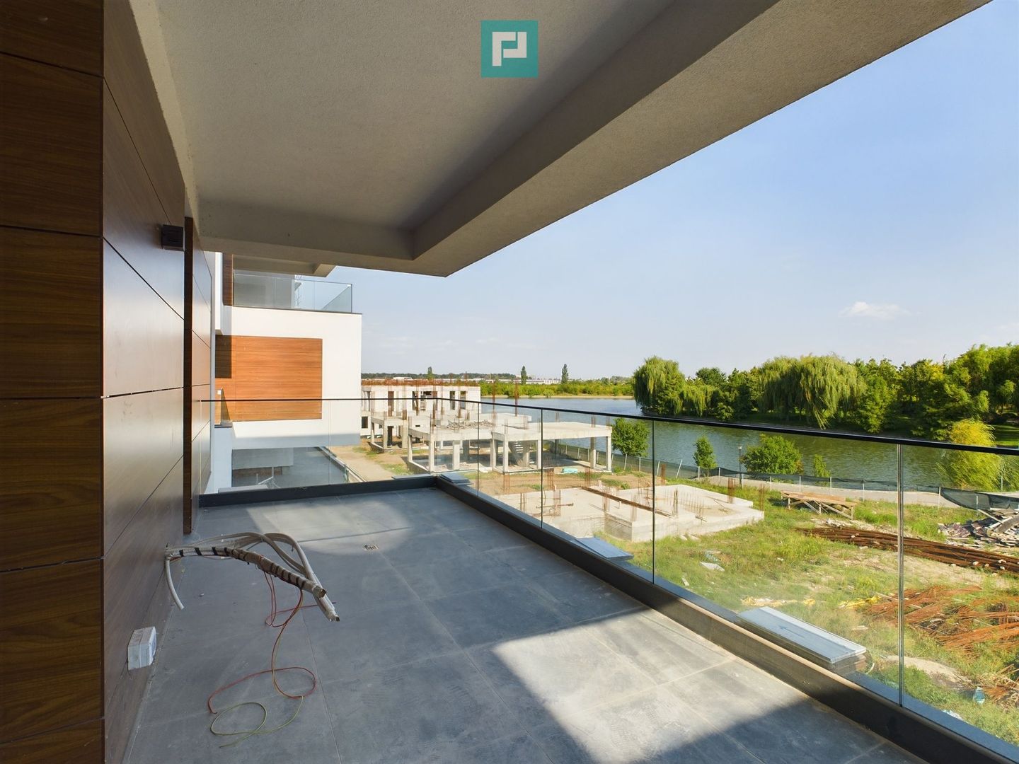 Apartament cu 3 camere, cu vedere la lac, Chitila - Poză 1