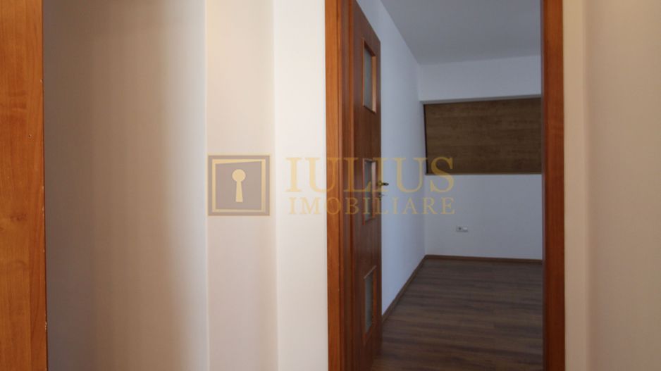 Braytim, casa ideala pentru activitati comericiale/birouri. - Poză 36