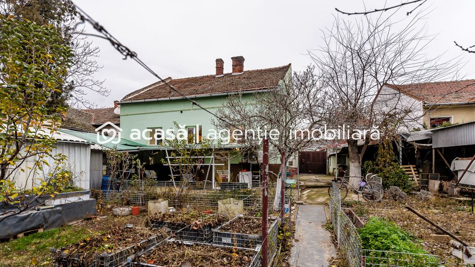 Casă în zonă liniștită, lângă Malul Mureșului cu 750 mp de teren - Poză 2