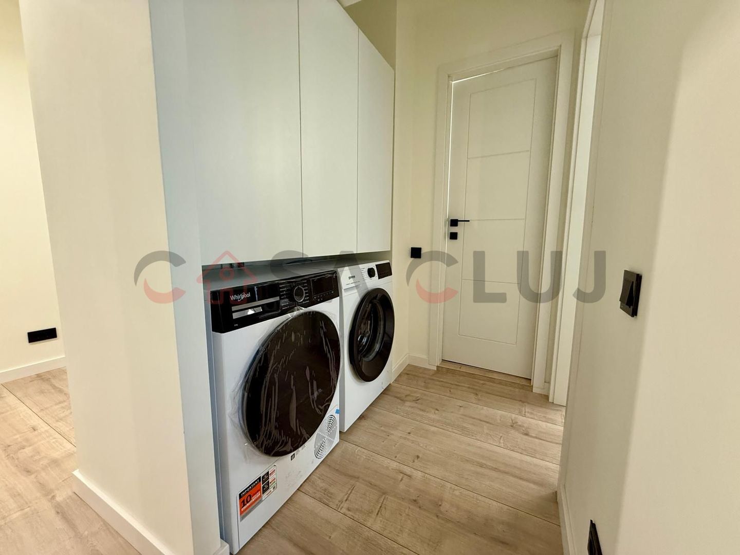 3 camere, modern, la cheie, semicentral! - Poză 11