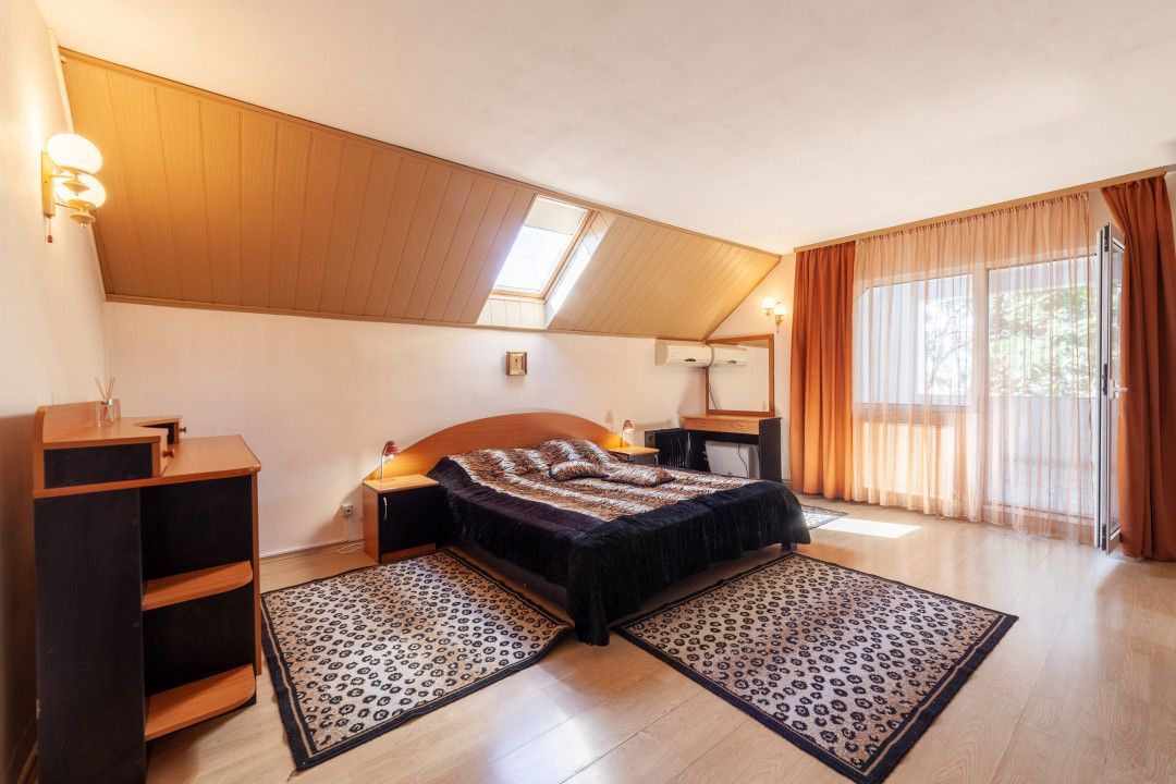 Casa visurilor cu 4000 mp livada roditoare si gradina Darmanesti-Arges - Poză 23