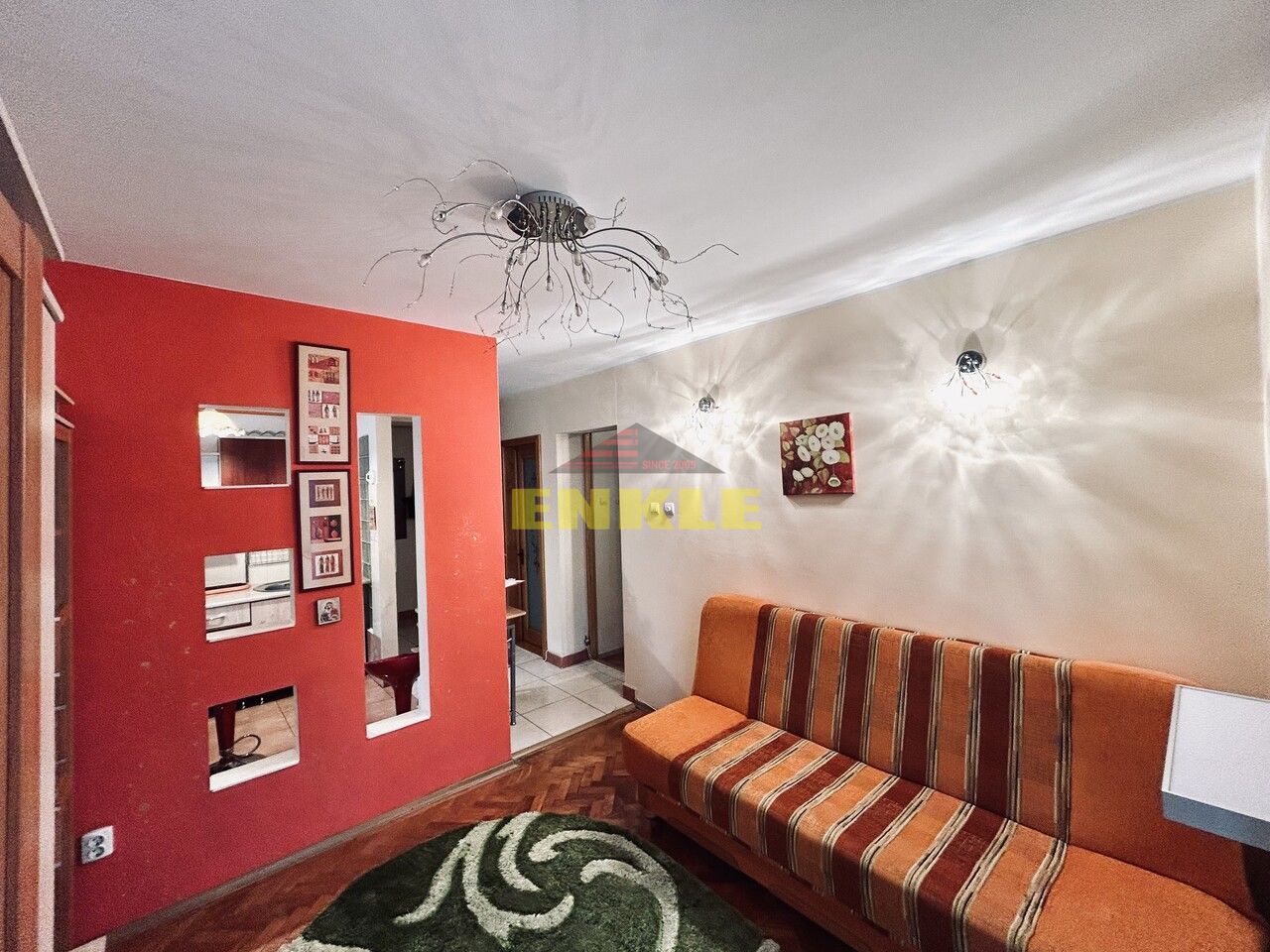 Apartament 2 camere de inchiriat, zona Unirii. Pret 300€ - Poză 1