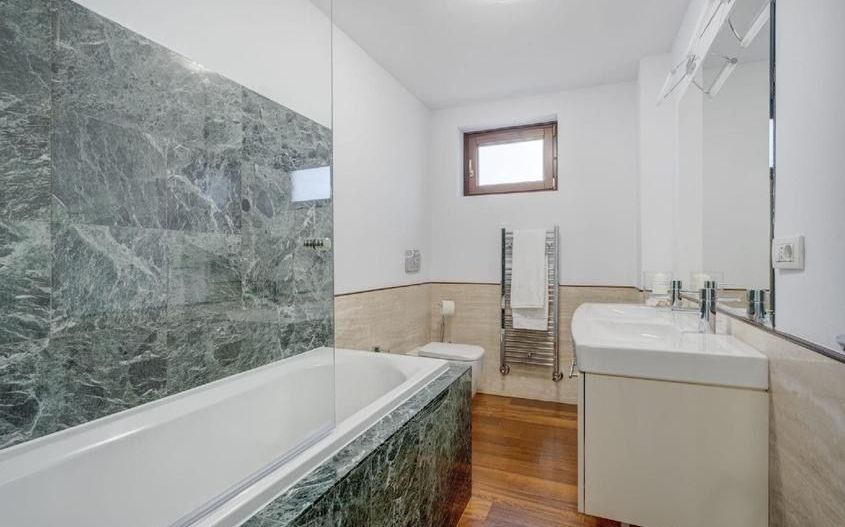 Închiriere apartament 3 camere 130mp - Poză 12