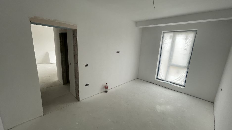 Giroc-Eso | Apartamente decomandate | Gradina proprie | Loc de parcare inclus - Poză 7