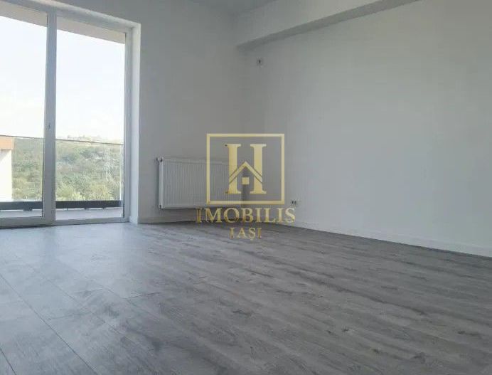 INTABULAT! Apartament 3 camere decomandat 88 mp Poitiers 154000 euro - Poză 1