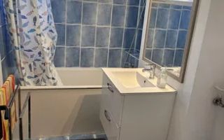 Apartament cu 2 camere, proaspat renovat,  situat  in  cartierul Astra - Poză 8
