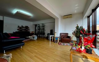 Apartament Elegant de Vânzare – 5 Camere/ 3 Băi, *Arcul de Triumf* - Poză 9