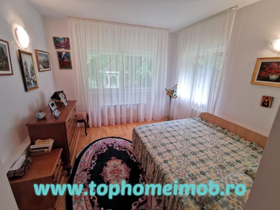 Vila deosebita Sinaia- Cumpatul - Poză 23