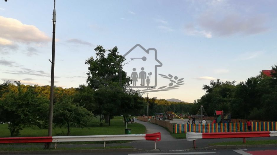 Apartament cu 2 camere, etaj intermediar, renovat - Poză 9