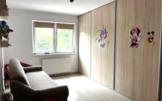 Apartament cu 2 camere decomandate, zona BMW - Poză 3