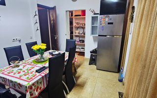 🏡 Casă deosebită – 2 unități locative, 6 dormitoare, zona Albert - Poză 90