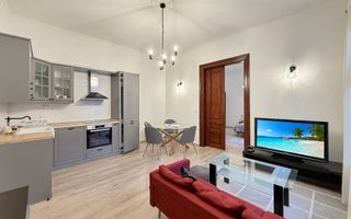 Apartament 3 camere, zona centrala! - Poză 1