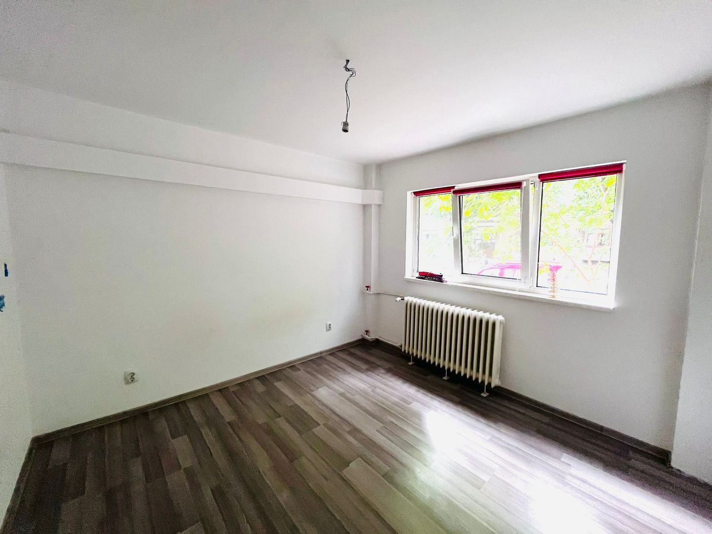 APARTAMENT MODERN RENOVAT DECOMANDAT BLOC 1984 - Poză 12