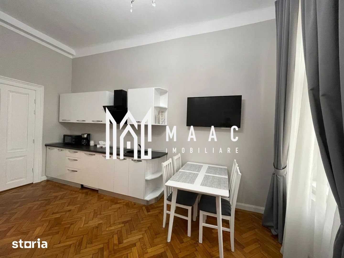 Casă de vânzare Sibiu | Central | 236 mp | 6 băi - Poză 10