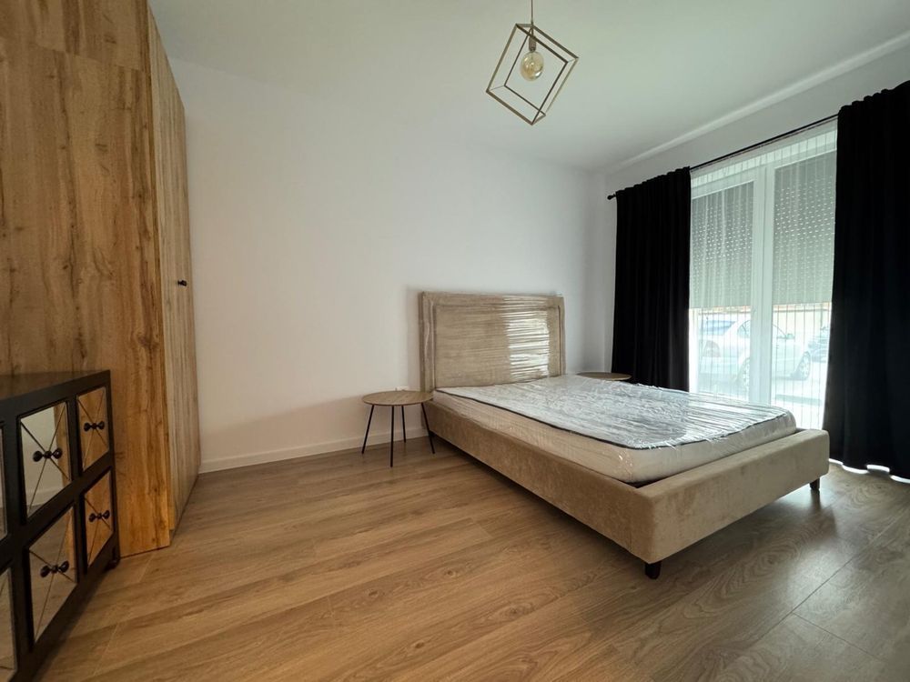 Giroc-Neptun | 2 Camere | Prima inchiriere | Curte interioara - Poză 7