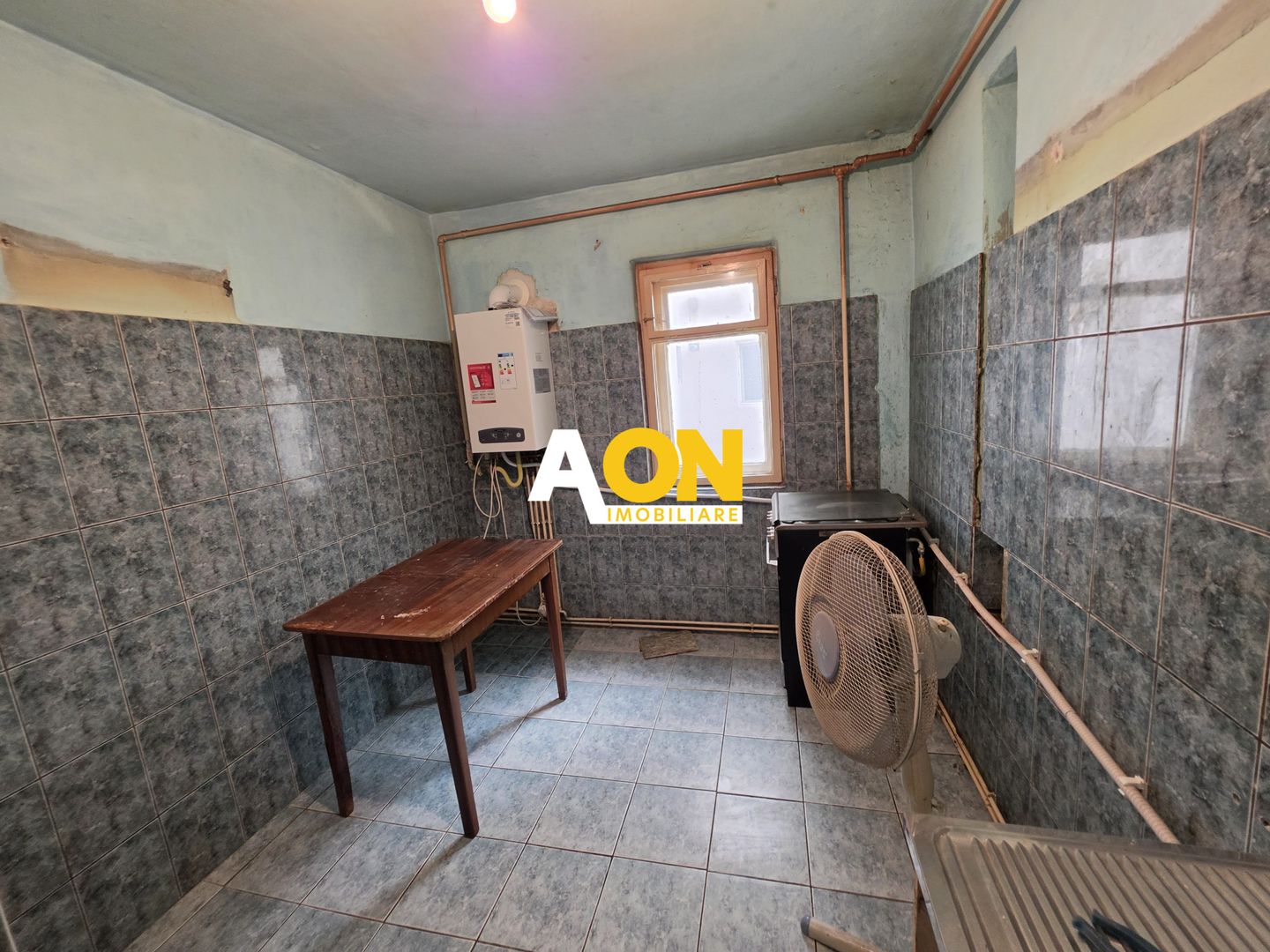 Apartament 3 camere, Cetate, 65 mp utili, et.5. Necesita renovare - Poză 8