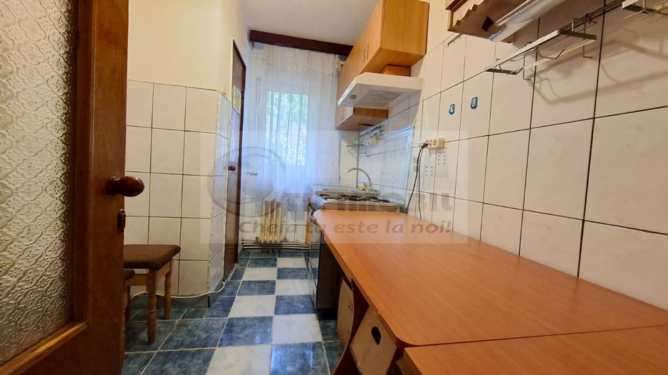 Liber de vanzare apartament 3 camere Baza 3, etaj intermediar - Poză 4