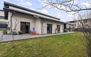 Vila pe parter cu 5 camere  | 655 mp teren | dotata cu panouri solare - Poză 2