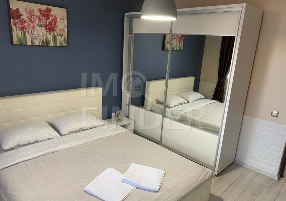 Apartament 4 camere cu gradina in imobil tip vila, Europa - Poză 2