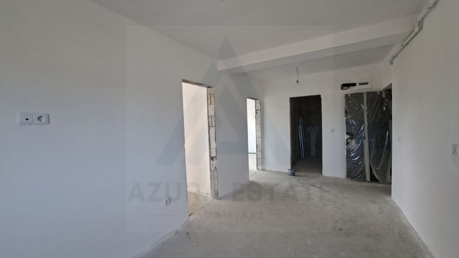 Apartament 3 camere 60 mp utili etaj 1 baie cu fereastra Selimbar - Poză 1