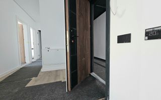 Apartament Sibiu central 3 camere, 2bai, lift garaj NOU - Poză 3