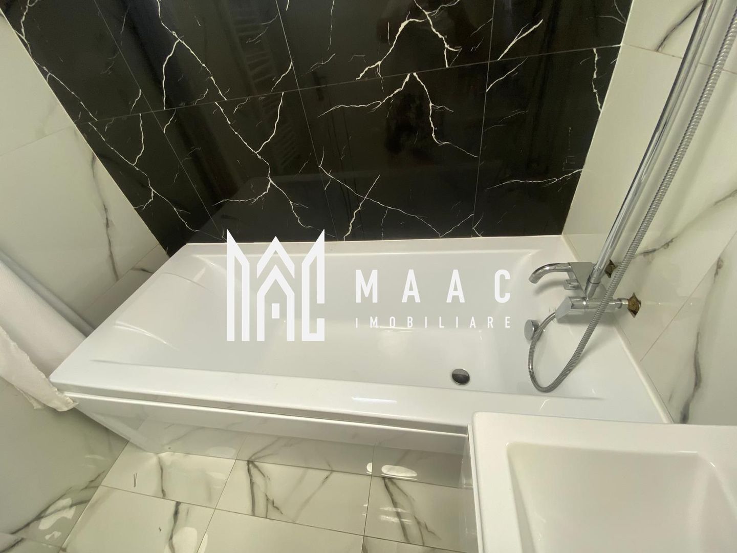 Casă cu doua corpuri I 240 MPU I 1000 MP Teren I Cisnadie - Poză 9