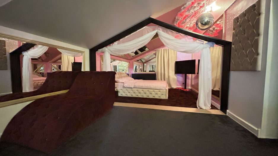 Hotel Boutique 18+ (adults only) + Casa P+1 --- teren 501mp --- str D4 - Poză 22